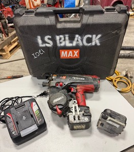 lot 75A image: Twintier RB441T Cordless Max Rebar Tying Tool with 3.0 Li-ion battery & charger JC925A in case