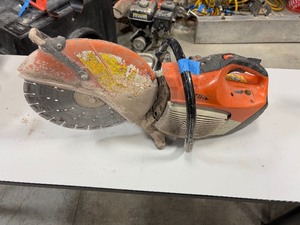 lot 447 image: Stihl TS420 wet saw