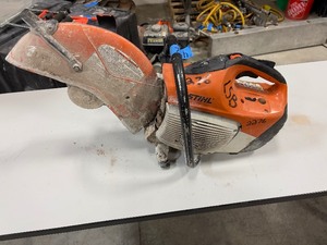 lot 446 image: Stihl TS420 wet saw