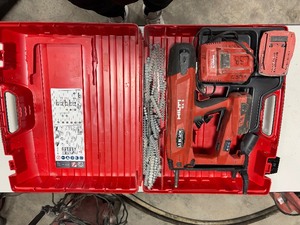 lot 466 image: Hilti BX 3 cordless concrete nailer with (2) batties and charger, in case