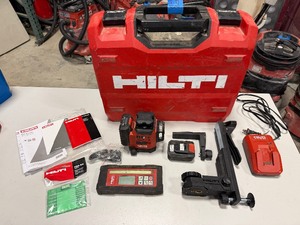 lot 65B image: Hilti PM 30-MG Multi Green-line laser, B12 4.0 Li-lon battery & C4 1250charger, receiver, Target plate
