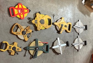 lot 535 image: (9) Tape measure reels Stanley 200 & 300, Keson 100, Keson 300wStainless steel, MasterForce 300,