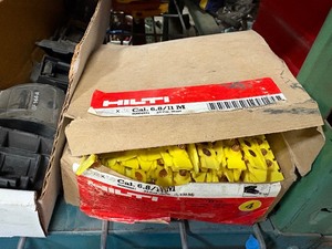 lot 546 image: Hilti Powder Cartridges Cal. 6.811 M for use with DX 5