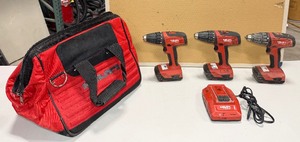 lot 521 image: (3) Hilti SFC 22-A cordless drill drivers with batteries and a charger with Hilti bag