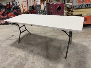 lot 429 image: (4) Lifetime Fold-in-half tables