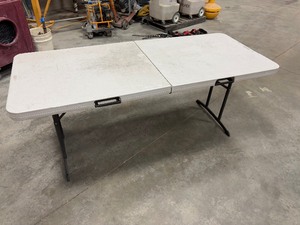 lot 426 image: (4) Lifetime Fold-in-half tables