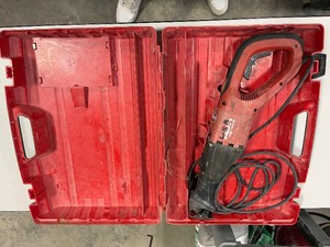 lot 432 image: Hilti WSR 1400-PE corded heavy-duty demolition reciprocating saw