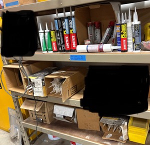 lot 673 image: Joint filler, Loctite, Liquid nails, F38 Drywall adhesive, Johnsonite 960 wall base adhesive, MasterWeld 948