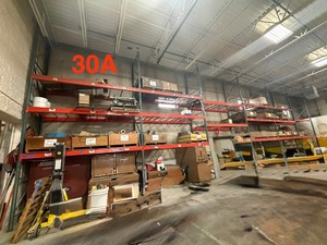 lot 30A image: Commercial pallet racking  47(D) x  686(L) x 20 6(T). SK2000 Steel King