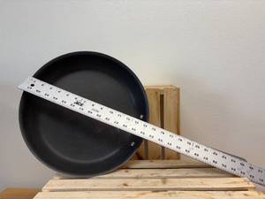 lot 7 image: 14-inch nonstick industrial Tramontina kitchen skillet