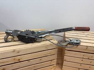 lot 17 image: Large Mini hand pull