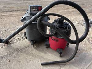 lot 23 image: Lot containing 16 gallon, 5 hp craftsman wet-dry vac