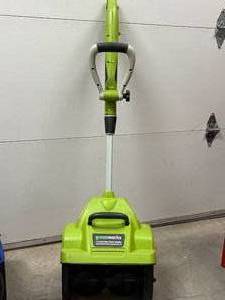 lot 61 image: Greenworks 7a electric snow shovel