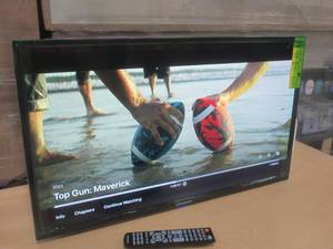 lot 11 image: 32 Inch Westinghouse  HD LED TV wd32hx1201