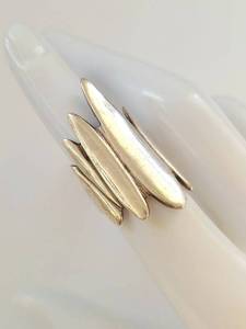 lot 42N image: Unique Sterling Silver Ring Size 5.5 Thai Silver Marked Designer Jewelry