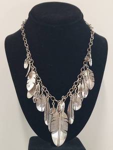 lot 70N image: Sterling Silver 28 Lena Platero Feather Necklace Artisan Jewelry