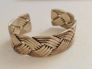 lot 77N image: Sterling Silver Cuff Bracelet Made in Mexico - 43.55g