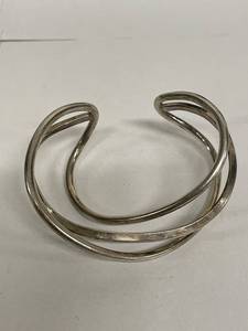 lot 121N image: Elegant Sterling Silver Open Cuff Bracelet with Twisted Design