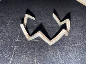 lot 127N image: Unique Zigzag Sterling Silver Cuff Bracelet - Modern Design, 18.89g