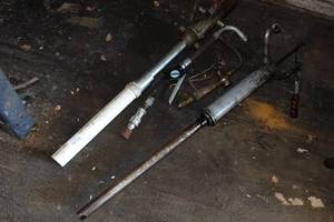 lot 334 image: Fluid Pumps and Nozzles - Pneumatic, Manual