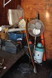 lot 386 image: Light Fixtures, Boat Seat, Life Jackets, Rolling Fan