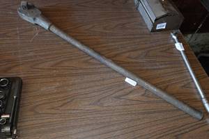 lot 365 image: Antique Snap-On L-73 1 Drive Ratchet Head