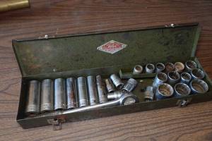 lot 368 image: Ratchet and Sockets - Snap-On, S-K
