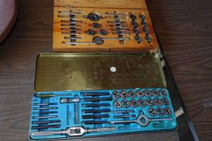 lot 375 image: Tap and Die Sets