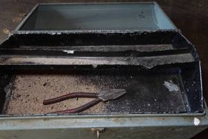 lot 363 image: Tool Box with Tools - Ratchets, Files, Chisels