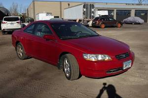 lot 2 image: 1998 Honda Accord EX Coupe - 3.0L V6 - 183,996 Miles