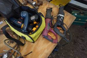 lot 294 image: Corded Reciprocating Saws, Cordless Tools