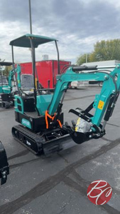 lot 5 image: CFG QH12R Mini Excavator