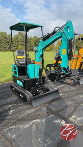 lot 16 image: CFG QH12R Mini Excavator