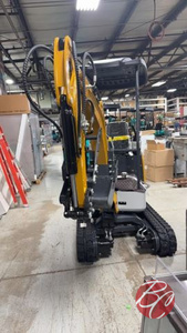 lot 27 image: CFG XZ20R Compact Mini Hydraulic Excavator