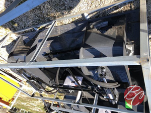 lot 85 image: Wolverine 72 Grapple Bucket Skid Steer Attachment