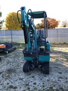 lot 9 image: CFG QK16R Mini Excavator