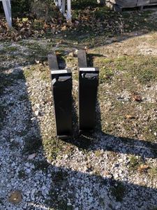 lot 256 image: Wolverine 1.5T100351225 Pallet Forks