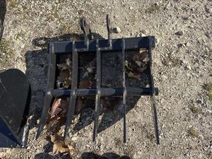 lot 180 image: CFG Industry 12EX-STQ Rake Attachment