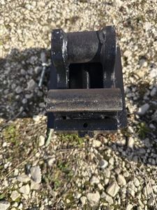 lot 282 image: CFG 12EX-WD20B Quick Hitch