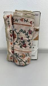 lot 81 image: Ruggable 8x10 Washable Floral Area Rug with Nonslip Pad