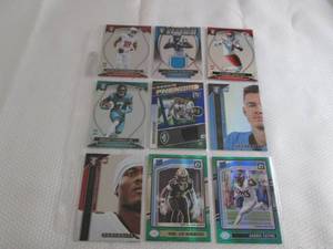 lot 10 image: 9 Patches, Green Hyper Prizm, RC I...
