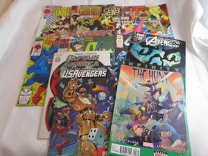 lot 62 image: 12 Assorted Comic Books...