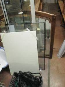 lot 220 image: Variety of assorted size and style ...