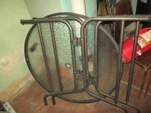 lot 263 image: Round metal glass top outdoor patio...