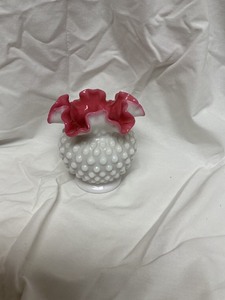 lot 17 image: White Hobnail Milk Glass Vase With Cranberry Ruffled Rim