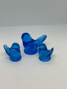 lot 178 image: Three Blue Glass Bird Figurines