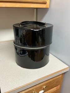 lot 203 image: Vintage Black Hat Box with Handle and Zipper Closure