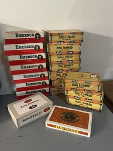 lot 26 image: Emerson, King Edward, and La Fendrich Empty Cigar Boxes