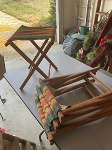 lot 46 image: Wooden Folding Stools with Striped Fabric Seats
