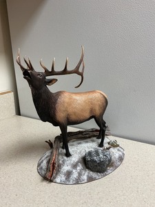 lot 78 image: Winter Call Figurine by Bruce Miller and Curtis Christensen
